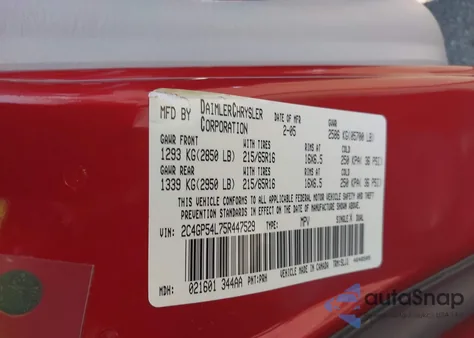 2005 Chrysler Town & Country Touring from USA, damaged, VIN 2C4GP54L75R447529